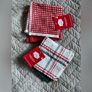 NWT set of 4 Dishcloths